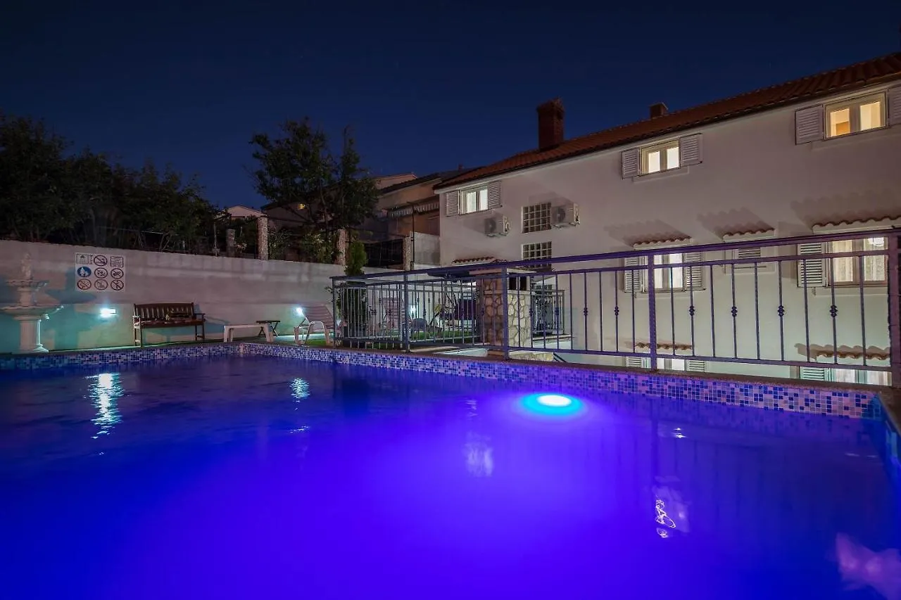 Apartment Crikvenica 12116D