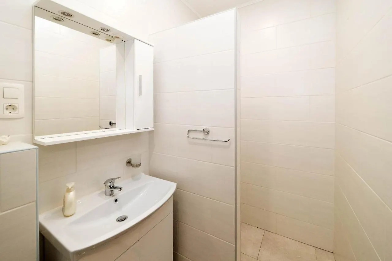 Apartment Crikvenica 12116D 0*,