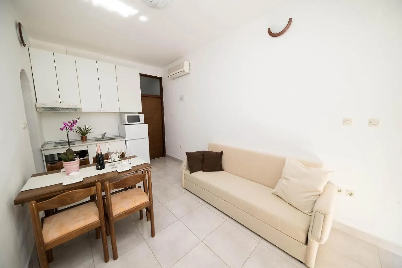Apartment Crikvenica 12116D
